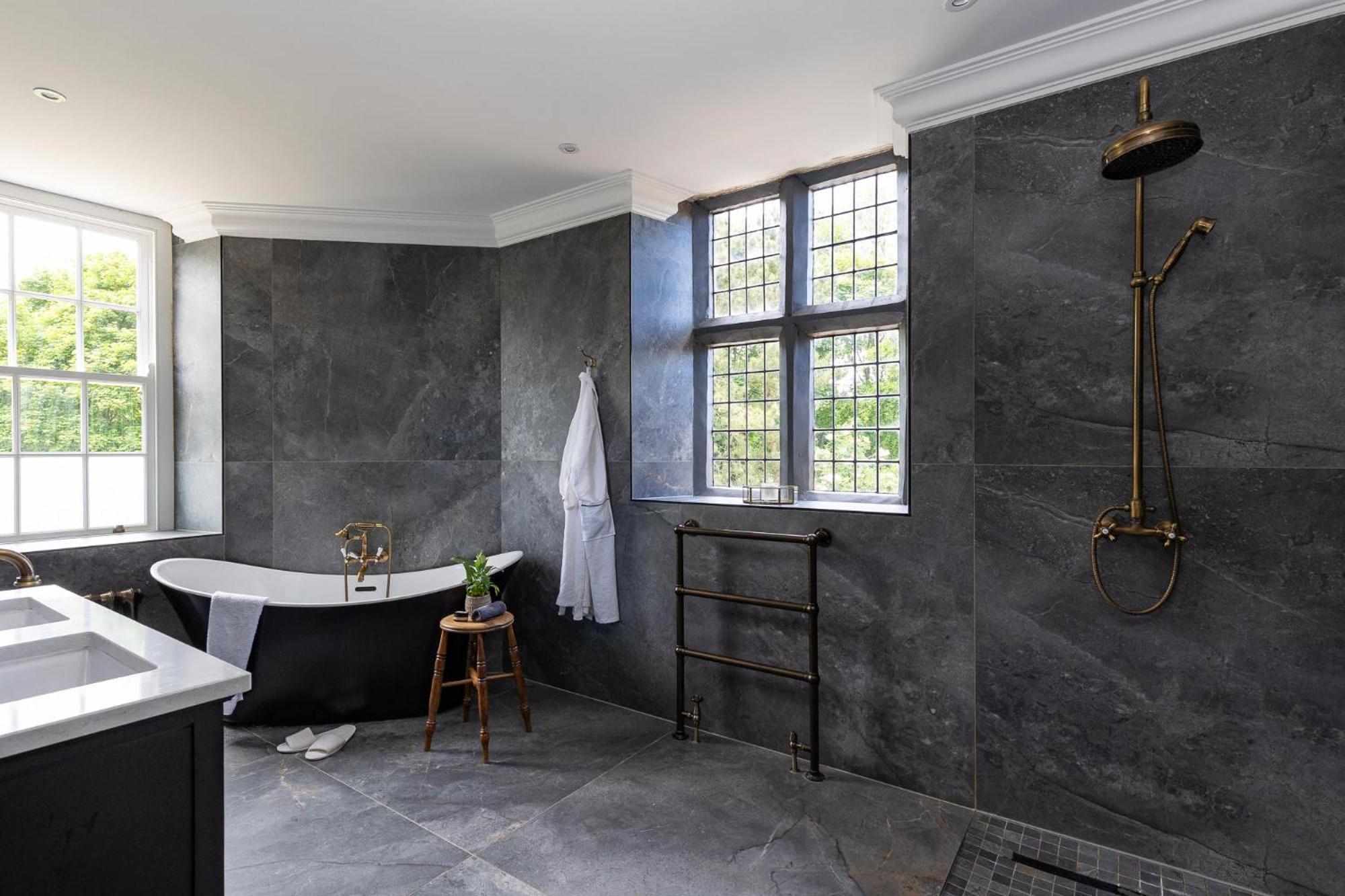 Killerby Old Hall With Hot Tub And Swimming Pool Scarborough Eksteriør billede