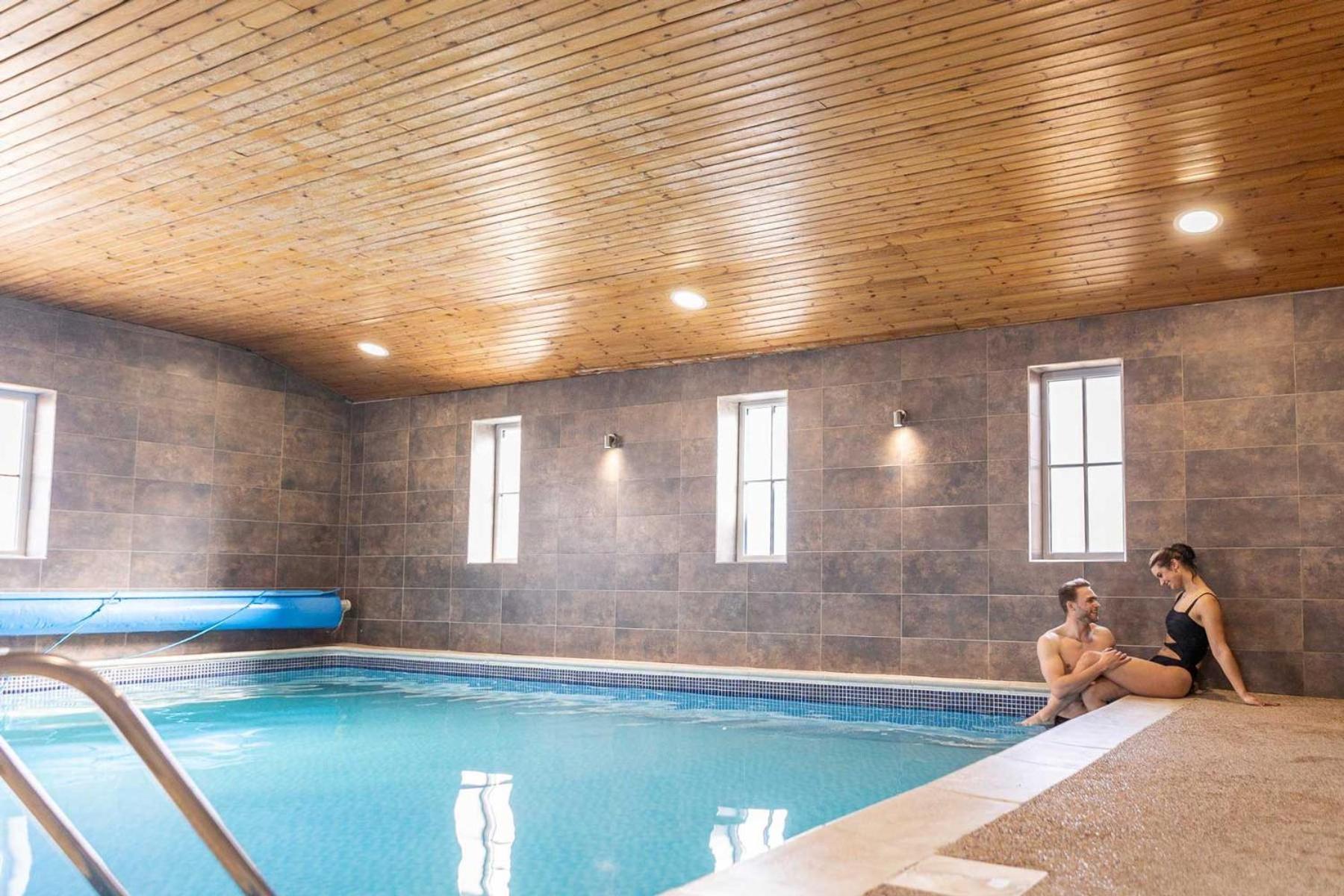 Killerby Old Hall With Hot Tub And Swimming Pool Scarborough Eksteriør billede